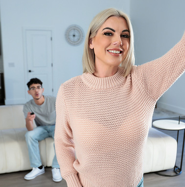 Making A Move On My Stepmom - S7:E3