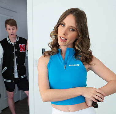 Coach Anya Tests My Stamina - S1:E9