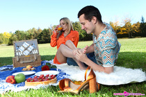 Preview photo for Coming Clean - S3:E4